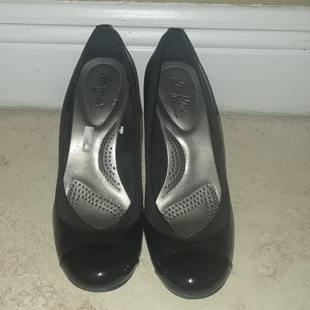 Dexter baby doll pumps